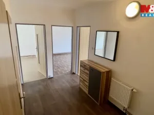 Pronájem bytu 4+1, Petrovice, 88 m2