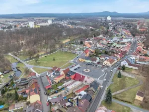 Prodej rodinného domu, Mimoň, nám. 1. máje, 256 m2