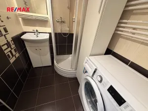 Pronájem bytu 1+1, Uherský Brod, Rychtalíkova, 39 m2