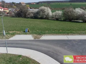 Prodej pozemku, Stolany, 1366 m2