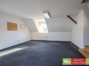 Prodej kanceláře, Chrudim - Chrudim IV, Lupáčova, 612 m2