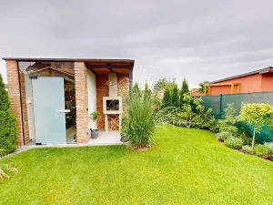 Prodej rodinného domu, Postřižín, 106 m2