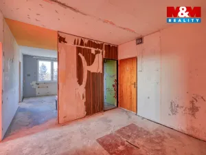 Prodej bytu 4+1, Rovná, 80 m2