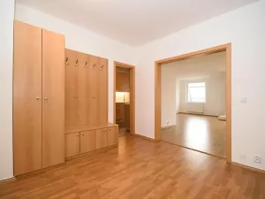 Pronájem bytu 5+kk, Praha - Libeň, Nad Okrouhlíkem, 186 m2