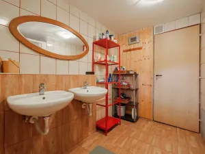 Prodej ubytování, Březina, 350 m2