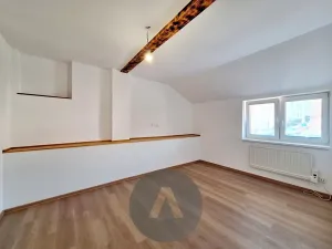 Pronájem bytu 2+kk, Rosice, Trávníky, 35 m2