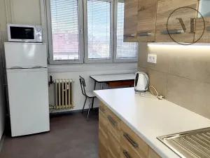 Pronájem bytu 3+1, České Budějovice, Lidická tř., 68 m2