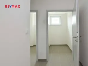 Pronájem bytu 3+1, Úhonice, Otakara Kádnera, 104 m2