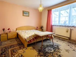 Pronájem rodinného domu, Hajany, 158 m2