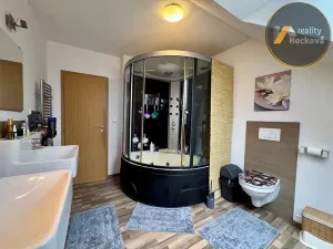 Prodej rodinného domu, Postřižín, Šípková, 155 m2