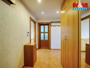 Pronájem bytu 3+1, Plzeň - Skvrňany, Macháčkova, 70 m2