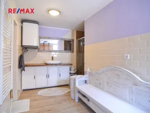 Prodej rodinného domu, Velké Bílovice, Svárov, 213 m2