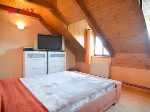 Prodej rodinného domu, Velké Bílovice, Svárov, 213 m2