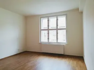 Pronájem bytu 2+1, Praha - Žižkov, Roháčova, 80 m2