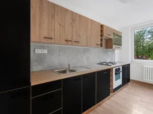 Prodej bytu 3+1, Brno - Líšeň, Štefáčkova, 74 m2