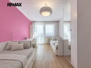 Prodej bytu 3+kk, Praha - Petrovice, Rezlerova, 65 m2