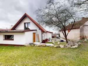 Prodej rodinného domu, Hradešín, 207 m2