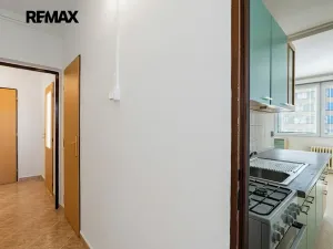 Prodej bytu 3+1, Praha - Malešice, Počernická, 72 m2