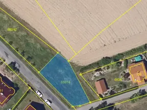 Dražba pole, Víska, 500 m2