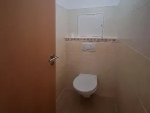 Pronájem bytu 1+kk, Praha - Kamýk, Novodvorská, 49 m2