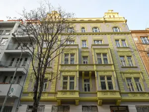 Prodej bytu 2+kk, Praha - Karlín, Křižíkova, 49 m2