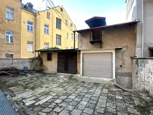 Prodej garáže, Karlovy Vary, Svahová, 100 m2