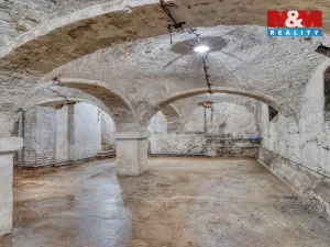 Prodej činžovního domu, Bečov nad Teplou, Nádražní, 219 m2