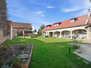 Prodej rodinného domu, Hvozd, 216 m2