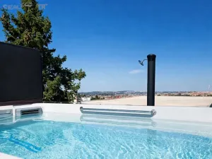 Prodej bytu 3+kk, Praha - Smíchov, U Dívčích hradů, 123 m2