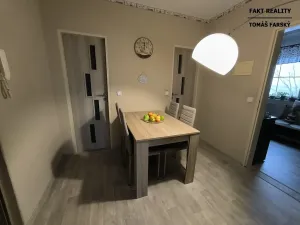 Pronájem bytu 2+kk, Chlumec, Stradovská, 45 m2