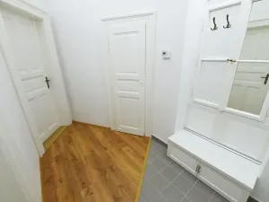 Pronájem bytu 2+kk, Praha - Vinohrady, Na Kozačce, 50 m2