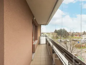 Pronájem bytu 1+kk, Praha - Kamýk, Freiwaldova, 43 m2