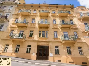 Prodej bytu 2+kk, Mariánské Lázně, Ruská, 53 m2