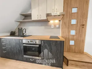 Pronájem bytu 1+1, Jihlava, Hůlová, 49 m2