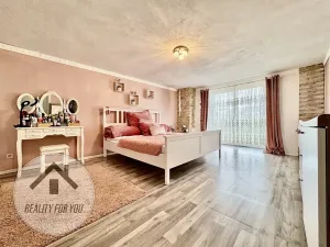 Prodej rodinného domu, Bulovka, 240 m2