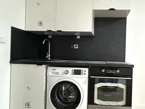 Pronájem bytu 1+kk, Praha - Vysočany, U vinných sklepů, 21 m2