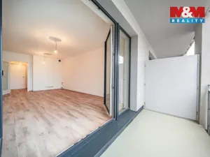 Pronájem bytu 1+kk, Praha, 35 m2
