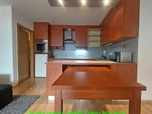 Pronájem bytu 2+kk, Praha - Strašnice, Gutova, 48 m2