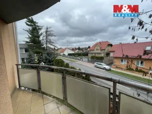 Pronájem bytu 1+kk, Praha, Ve žlíbku, 43 m2