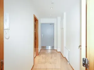Pronájem bytu 1+kk, Praha - Lochkov, U sladovny, 34 m2