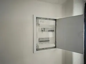 Pronájem obchodního prostoru, Štoky, 85 m2