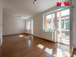 Prodej bytu 4+kk, Benešov, Vlašimská, 119 m2