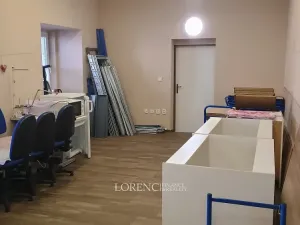 Pronájem obchodního prostoru, Veselí nad Moravou, tř. Masarykova, 33 m2