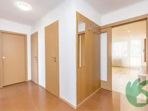 Pronájem bytu 3+kk, Neratovice, Na Skalkách, 68 m2