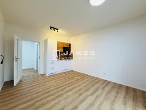 Pronájem bytu 1+kk, Praha - Liboc, Jenečská, 27 m2