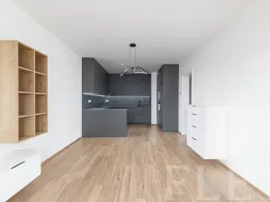 Pronájem bytu 3+kk, Praha - Hloubětín, Poděbradská, 86 m2