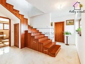 Prodej rodinného domu, Psáry, U Studny, 298 m2