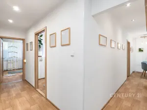 Prodej bytu 3+1, Děčín, Kosmonautů, 75 m2