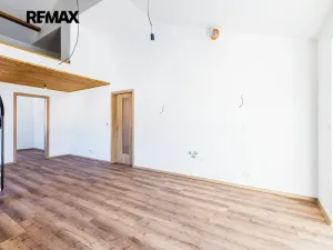 Prodej bytu 3+kk, Svoboda nad Úpou, Nádražní, 65 m2