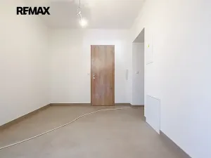 Prodej bytu 2+kk, Svoboda nad Úpou, Nádražní, 56 m2